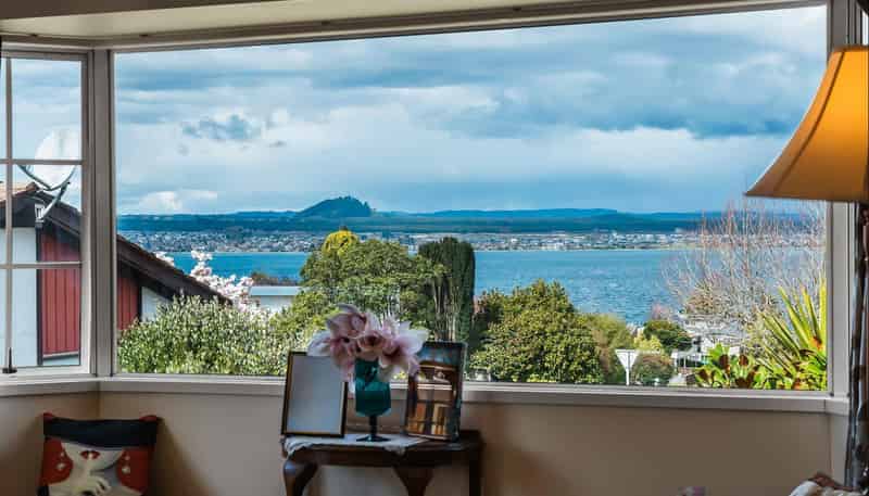 2/8 Kinder Street, Acacia Bay