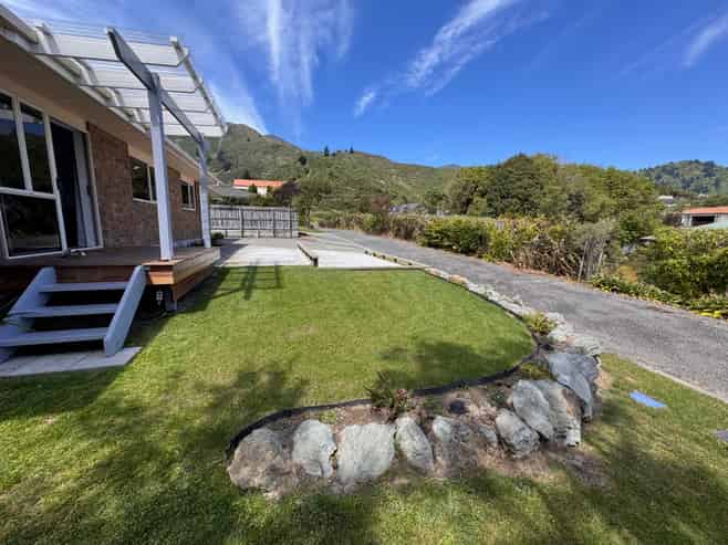 67 Moana View Road Waikawa, Picton