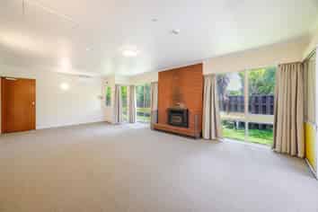 16 Anderson Road, Taradale