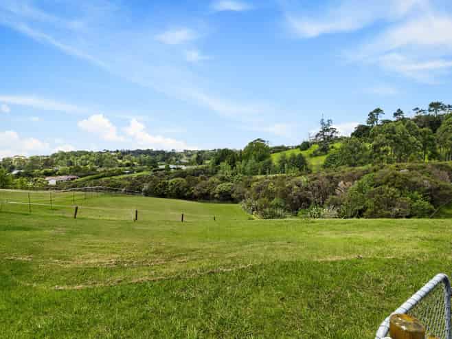 153H Green Road, Dairy Flat