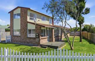 20A Robinson Avenue, Holdens Bay