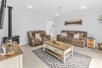 20 Hoyte Place, Pukehangi