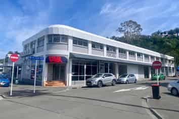 Light Filled Affordable CBD Fringe Office