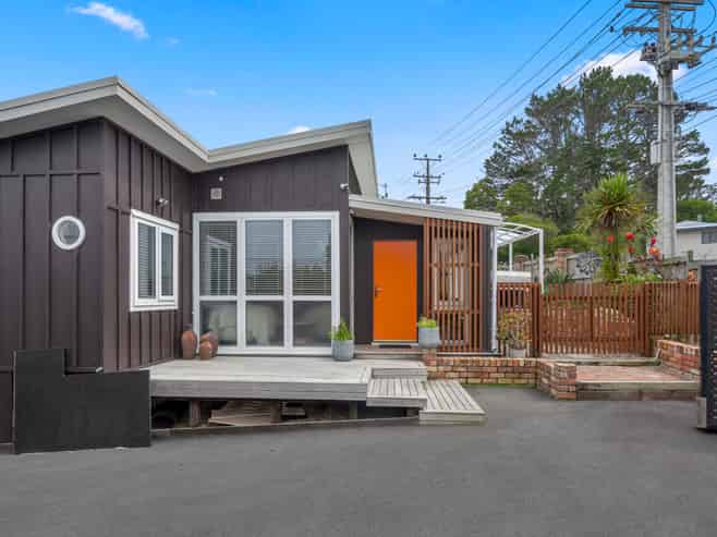 127 Vipond Road, Stanmore Bay