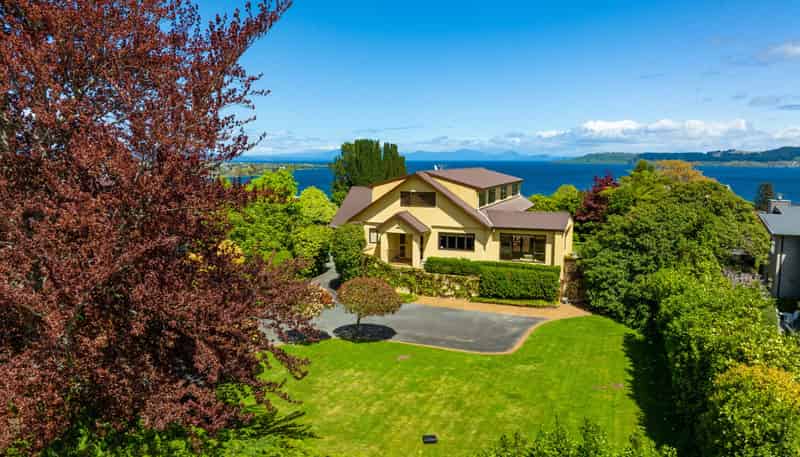 27 Kurupae Road, Hilltop