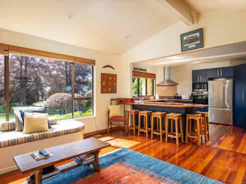 27 Kurupae Road, Hilltop