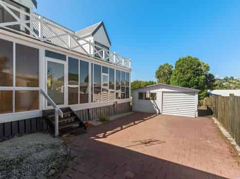 215 Vipond Road, Stanmore Bay