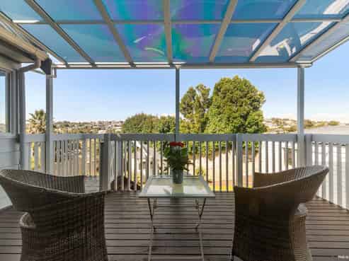 215 Vipond Road, Stanmore Bay