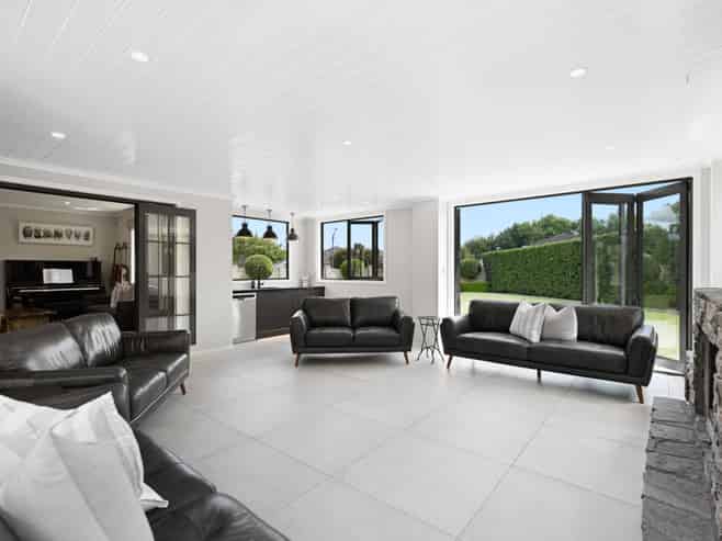 27 Nielsen Gardens, Rototuna