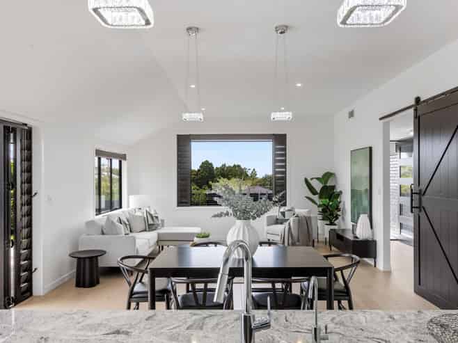 4 Grovenor Drive, Orewa