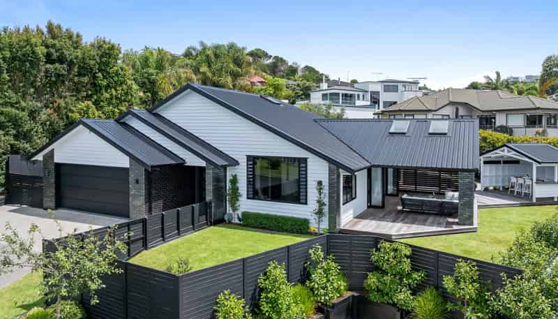 4 Grovenor Drive, Orewa