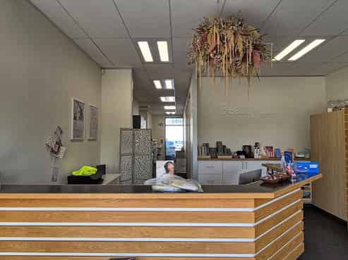 Smart, modern consulting rooms - prime location