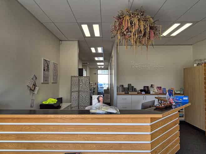 Smart, modern consulting rooms - prime location