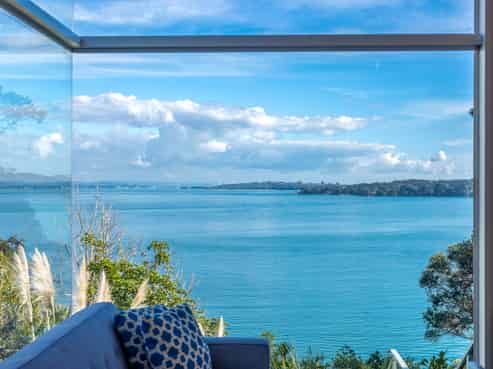 53 Kennedy Point Road, Surfdale