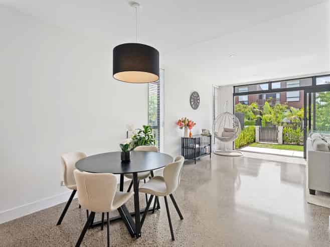 11 Nevill Road, Hobsonville