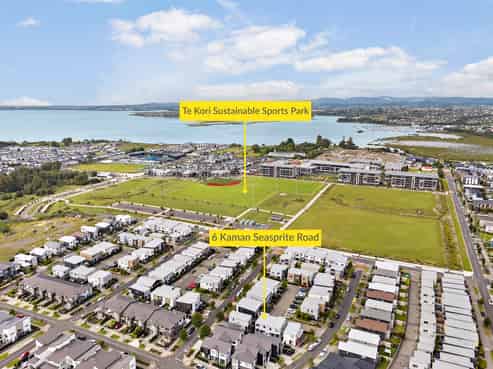 6 Kaman Seasprite Road, Hobsonville