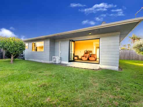 2/48 Tabitha Crescent, Henderson