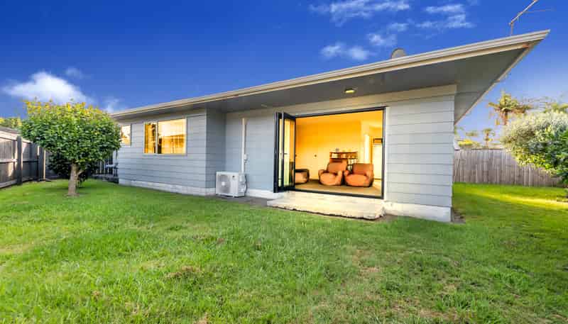 2/48 Tabitha Crescent, Henderson