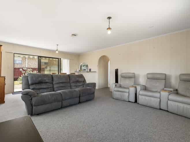 67B Gloucester Road, Mount Maunganui