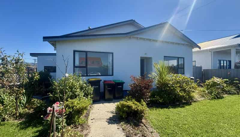 12 Larkworthy Street, Saint Kilda