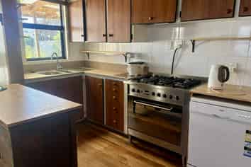 12 Larkworthy Street, Saint Kilda