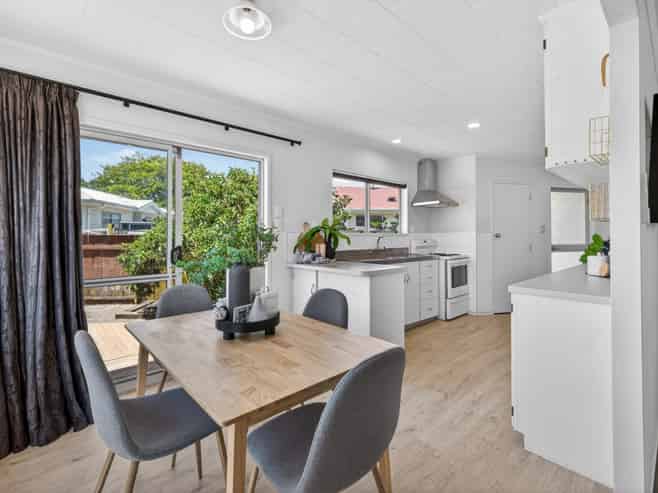 42 Eversham Road, Mount Maunganui