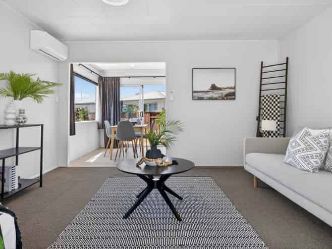 42 Eversham Road, Mount Maunganui