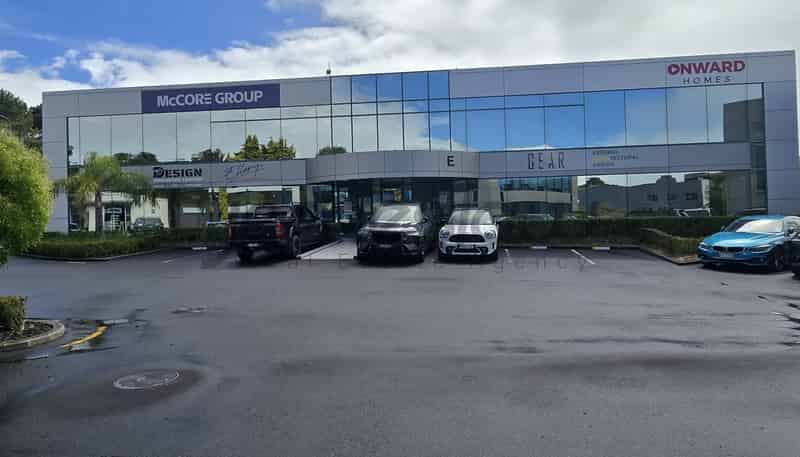 Building E/42 Tawa Drive, Albany