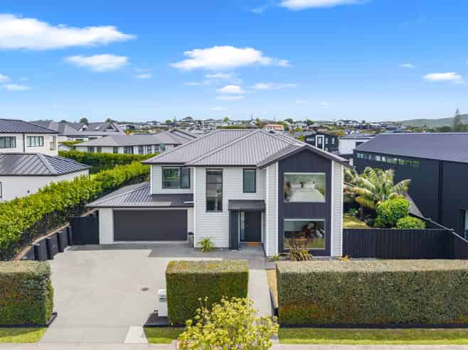 15 William Blake Way, Riverhead