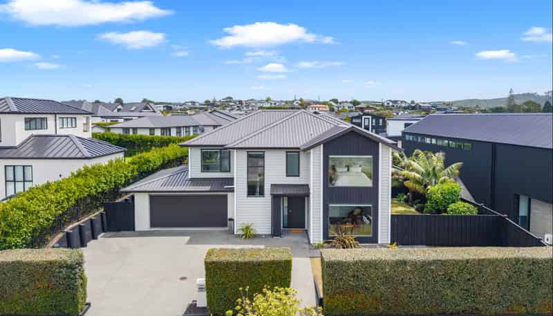 15 William Blake Way, Riverhead