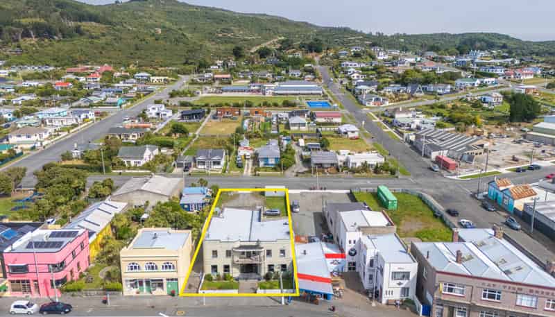 40 Gore Street + 41 Barrow Street, Bluff