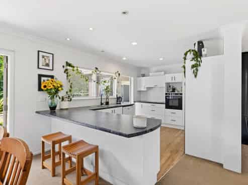 16 Burwood Road, Matamata