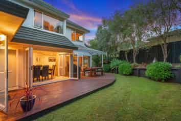 22 Reflection Drive, West Harbour