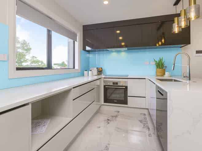 2d Convair crescent , Mangere