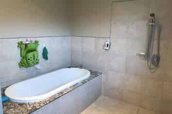 23 County Drive, Hawera