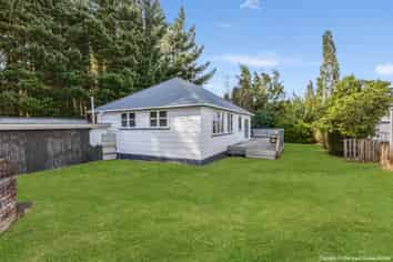 192 Flora Road, Lumsden