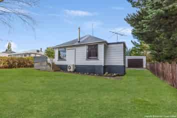 192 Flora Road, Lumsden
