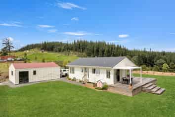 46 William James Lane, Makarau