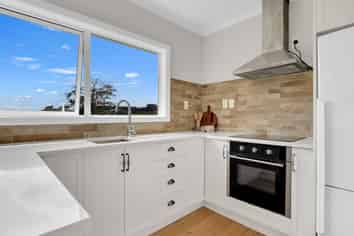 46 William James Lane, Makarau