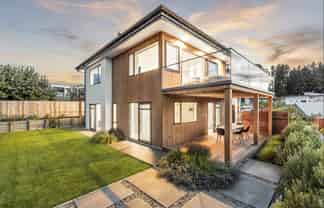 8 Landsborough Lane, Wanaka