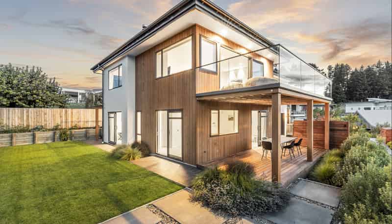 8 Landsborough Lane, Wanaka