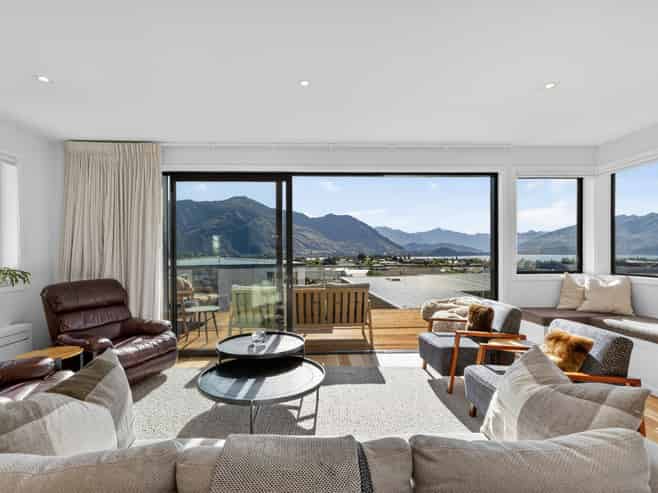 8 Landsborough Lane, Wanaka