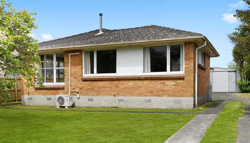 77 Snell Drive, Chartwell