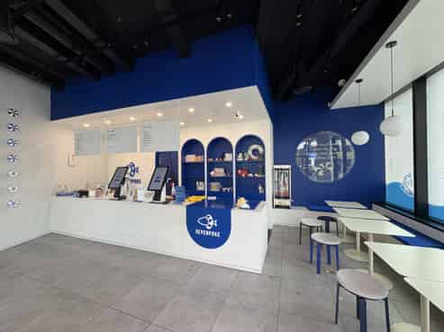 Turnkey F&B – Prime corner location