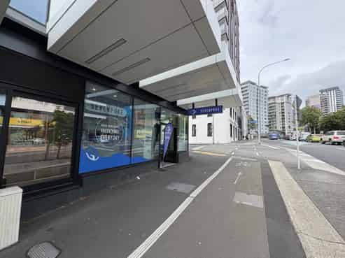 Turnkey F&B – Prime corner location