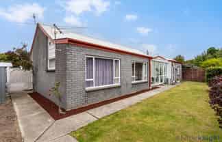 2/54 Tilford Street, Woolston