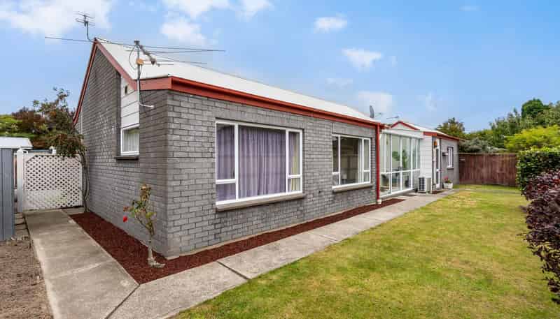 2/54 Tilford Street, Woolston