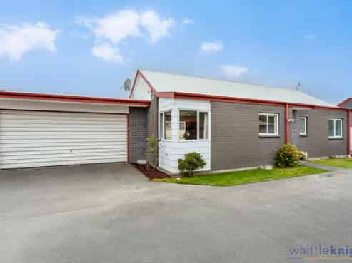 2/54 Tilford Street, Woolston