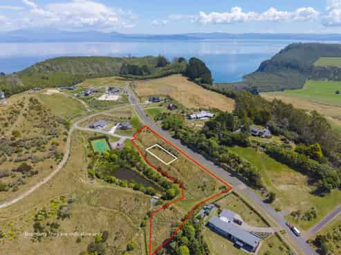 7 Grandview Lane, Acacia Bay