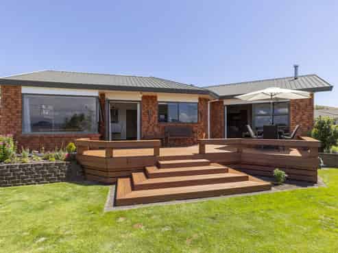 25 Kinder Street, Acacia Bay